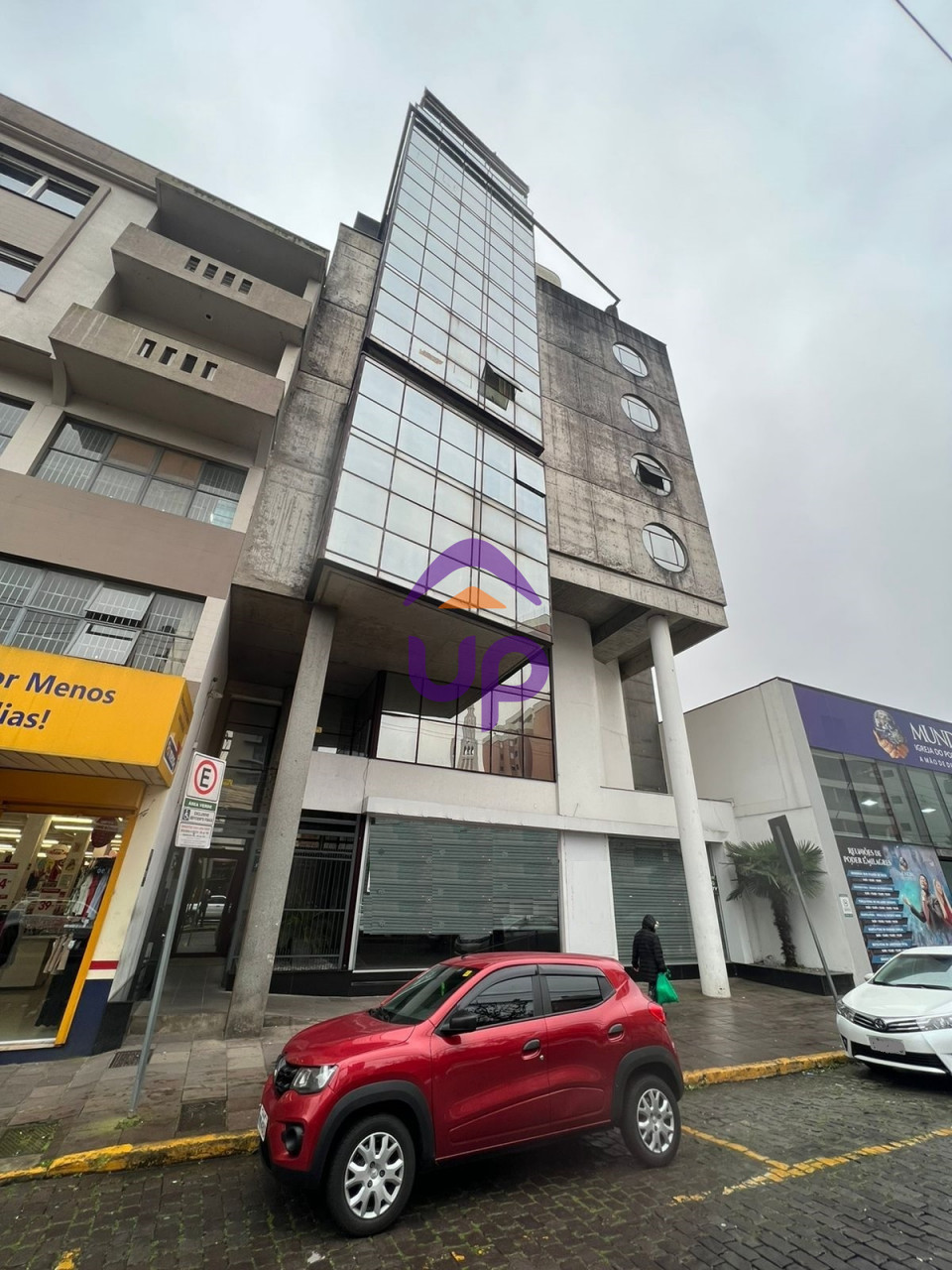 Loja_av julio